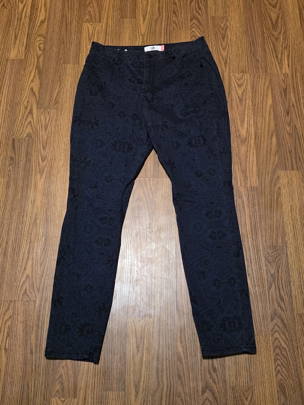 CAbi Dark Floral Damask Skinny Jeans Size 10 Stretch High Rise Dark Navy Blue